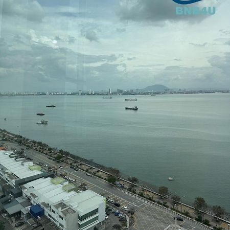Duplex Seaview Comfort Stay In City By Iz George Town Exterior foto